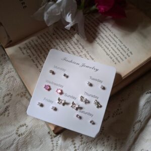 7 Pairs of Stud Earrings Set 💕